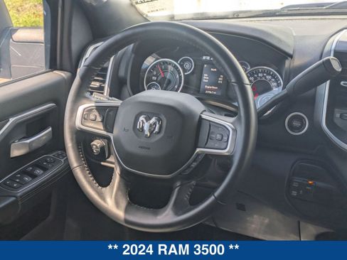 Used 2024 RAM 3500 Big Horn AWD/4WD image 18
