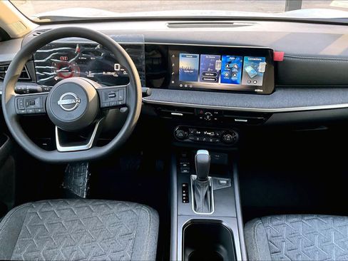 New 2026 Nissan Kicks SV FWD image 5