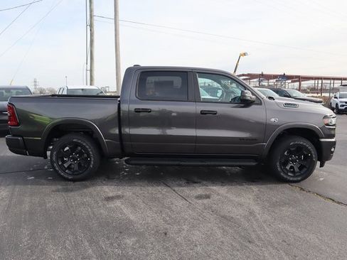 New 2026 RAM 1500 4x4 Crew Cab image 3