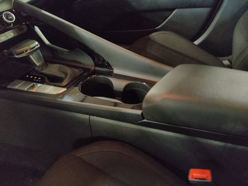 Used 2023 Hyundai Elantra SEL w/ Convenience Package FWD image 26