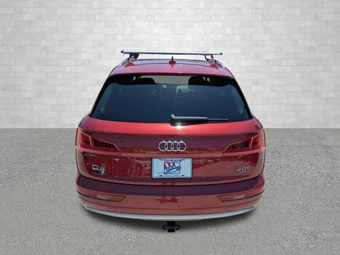 Used 2018 Audi Q5 2.0T Premium image 3