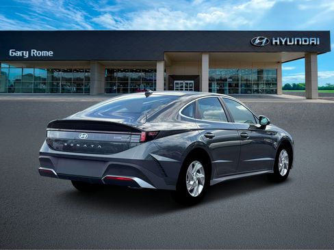 New 2026 Hyundai Sonata SE FWD image 7
