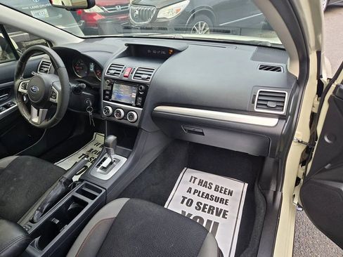 Used 2016 Subaru Crosstrek 2.0i Premium w/ Moonroof Package image 24