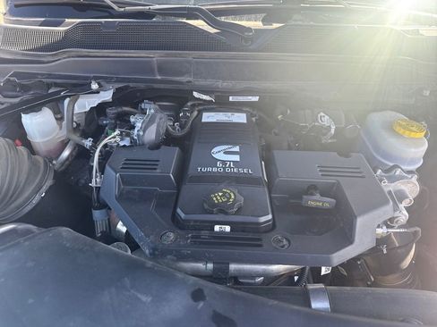Used 2024 RAM 3500 Laramie w/ Sport Appearance Package image 31
