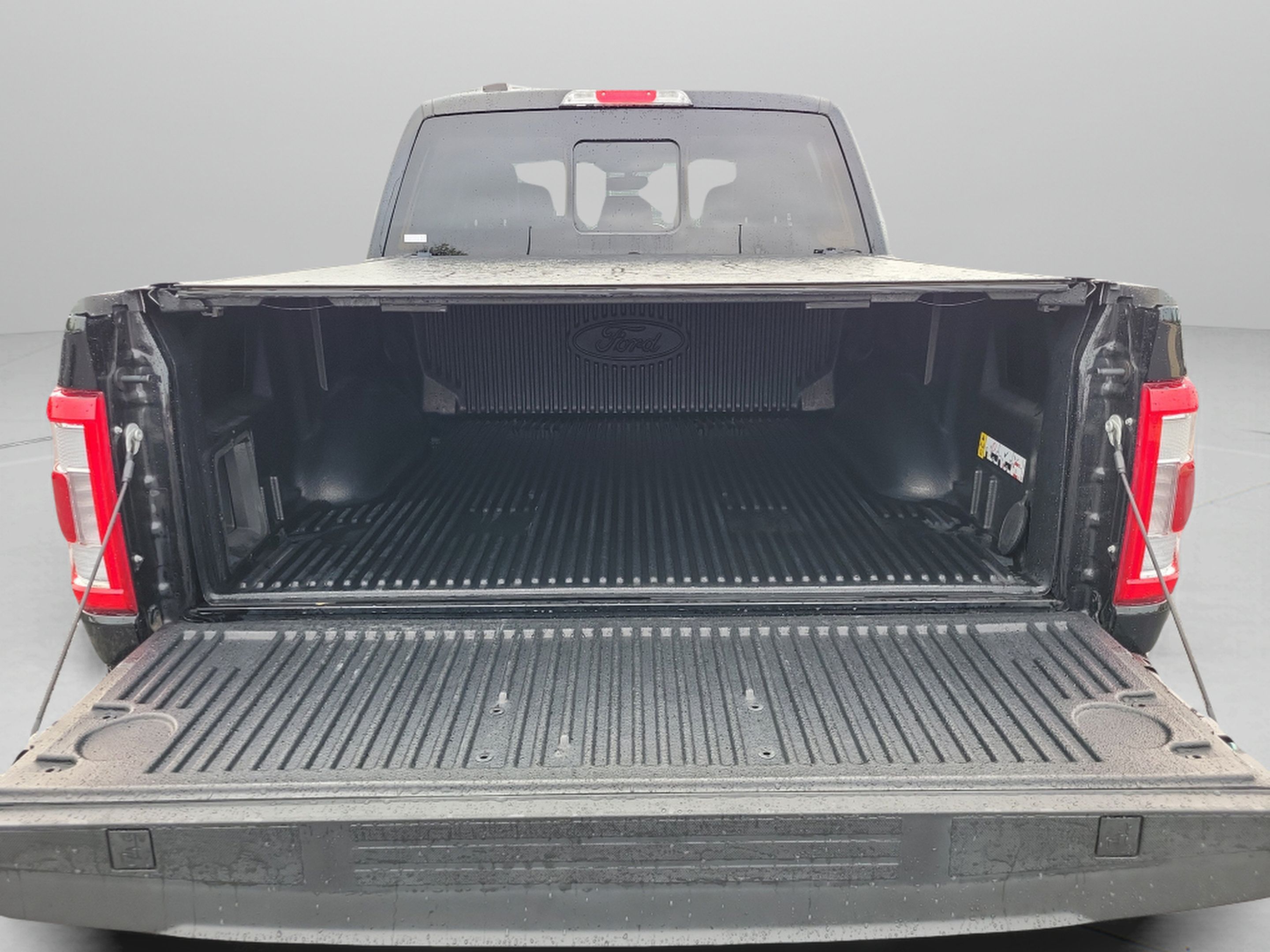 Used 2023 Ford F150 Lariat w/ Max Trailer Tow Package AWD/4WD image 7