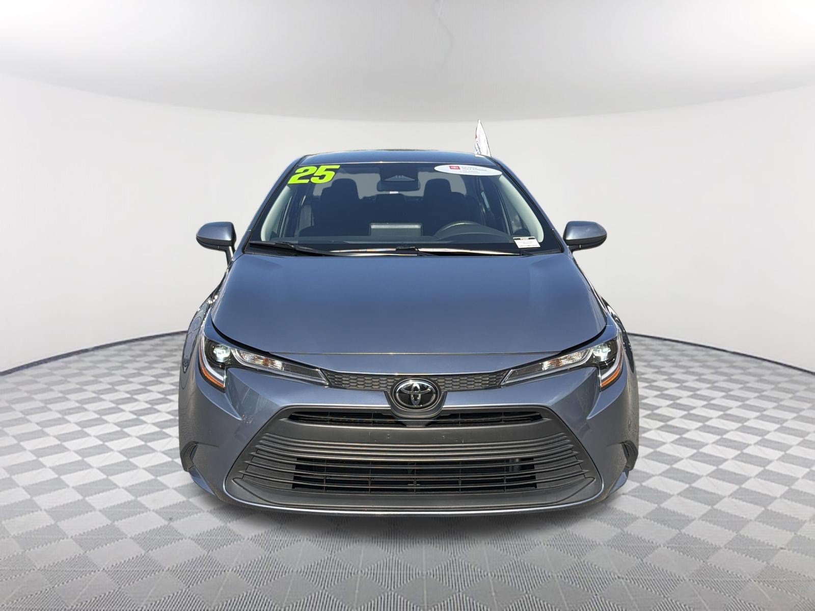 Certified 2025 Toyota Corolla LE FWD image 2