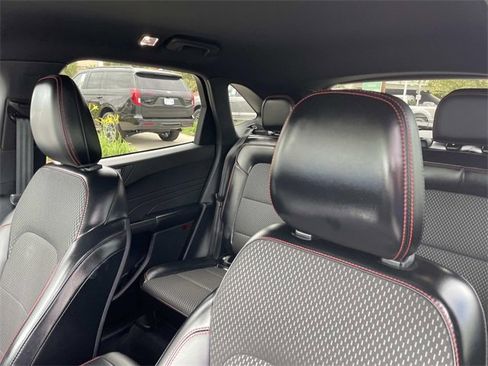 Certified 2024 Ford Escape ST-Line w/ Tech Pack #1 image 21