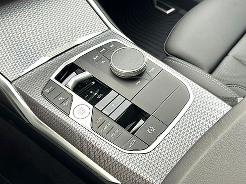 New 2026 BMW 330i Sedan w/ M Sport Package RWD image 26