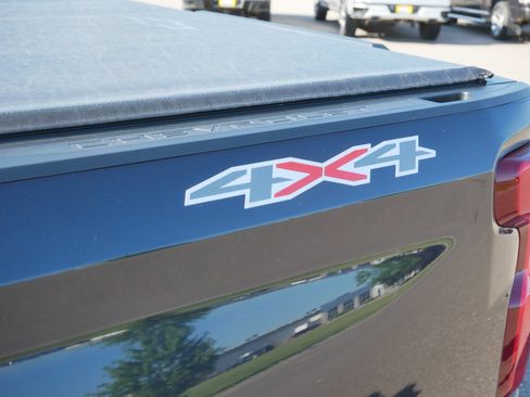 Used 2023 Chevrolet Silverado 1500 Custom AWD/4WD image 17