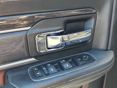 Used 2017 RAM 3500 Laramie Longhorn AWD/4WD image 15