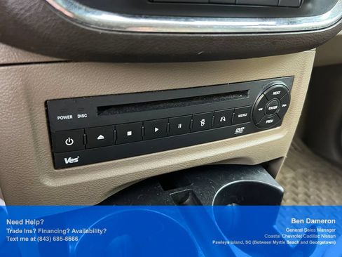 Used 2013 Chrysler Town & Country Touring-L w/ Entertainment Group #2 FWD image 12