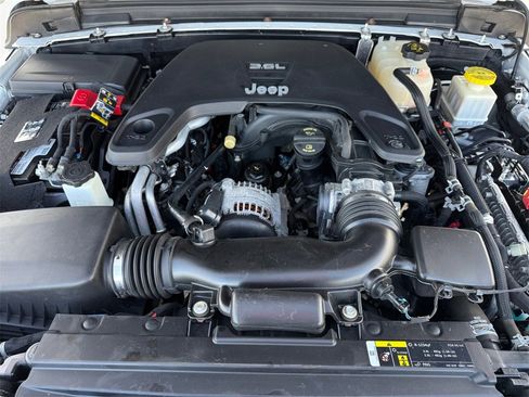 Certified 2020 Jeep Gladiator Sport w/ Quick Order Package 24S image 23