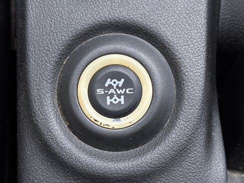 Used 2015 Mitsubishi Outlander SE AWD/4WD image 18