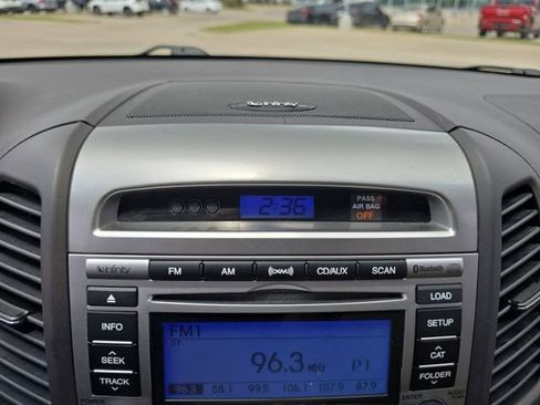 Used 2011 Hyundai Santa Fe Limited FWD image 9