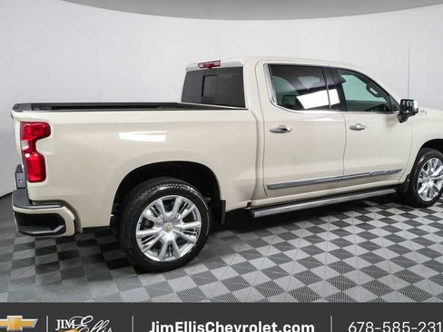 New 2026 Chevrolet Silverado 1500 High Country AWD/4WD image 2