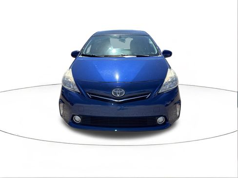 Used 2013 Toyota Prius V Five image 8