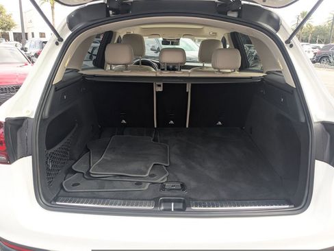 Certified 2022 Mercedes-Benz GLC 300 GLC 300 w/ Premium Package Lite image 26