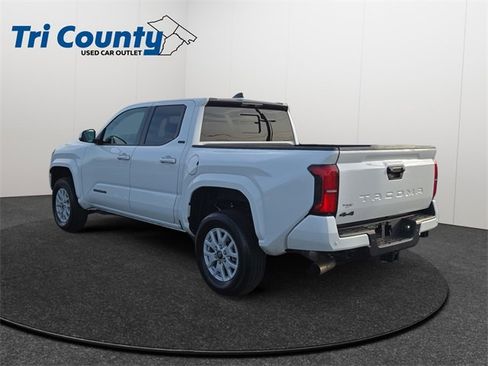 Certified 2024 Toyota Tacoma SR5 image 6