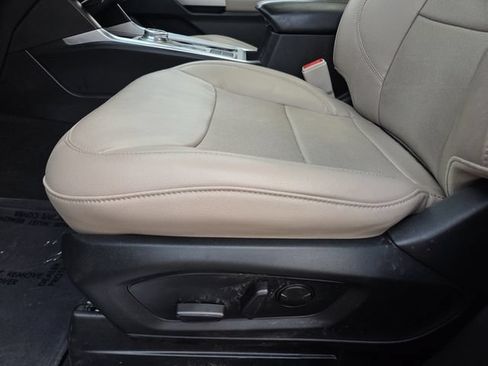 Used 2023 Ford Explorer Limited w/ Hybrid Equipment Group 310A RWD image 15