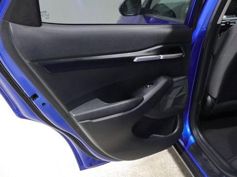 Used 2021 Kia Seltos LX image 19