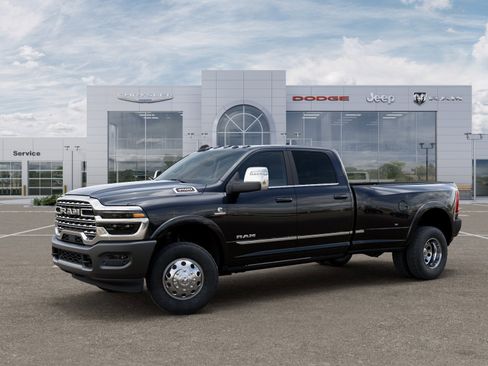 New 2025 RAM 3500 Limited AWD/4WD image 10