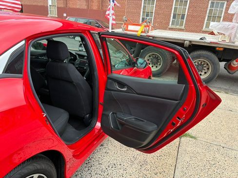 Used 2018 Honda Civic LX image 11