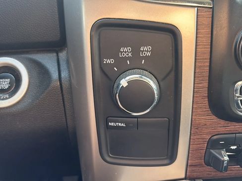 Used 2018 RAM 2500 Laramie AWD/4WD image 25