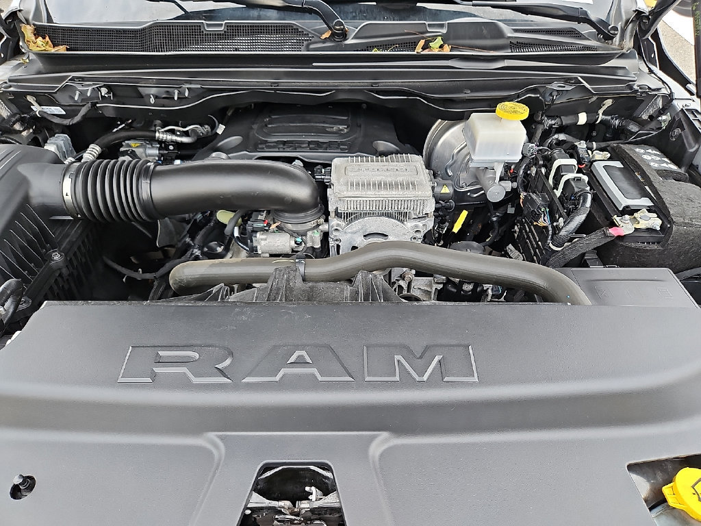 Used 2023 RAM 1500 Big Horn AWD/4WD image 30