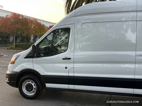 Used 2022 Ford Transit 250 148 High Roof Extended w/ Load Area Protection Package image 10