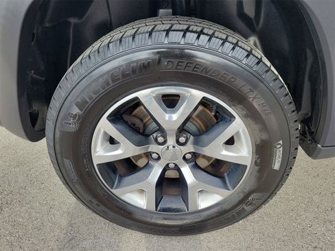 Used 2015 Jeep Cherokee Trailhawk w/ Trailer Tow Group image 5