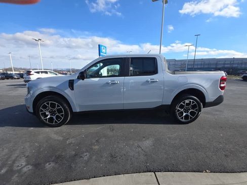 Used 2025 Ford Maverick Lariat w/ 4K Tow Package image 3