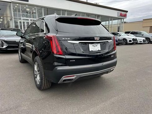 Used 2023 Cadillac XT5 Premium Luxury w/ Technology Package AWD/4WD image 5