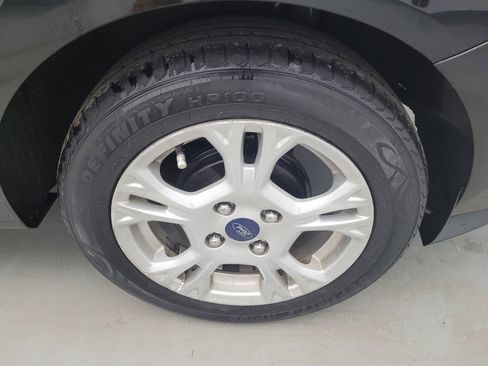 Used 2016 Ford Fiesta SE FWD image 31