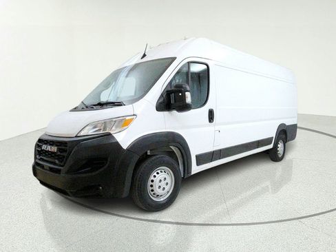 Used 2023 RAM ProMaster 3500 FWD image 3