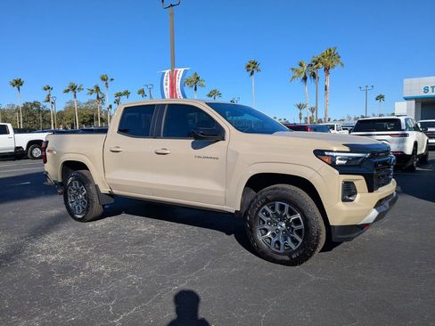 Used 2024 Chevrolet Colorado Z71 w/ Z71 Convenience Package 2 image 2
