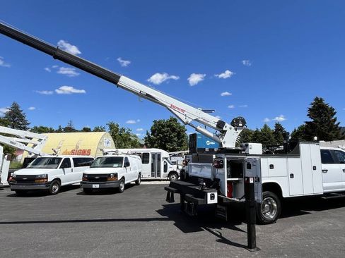 Used 2025 Ford F550 4x4 Crew Cab Super Duty image 44