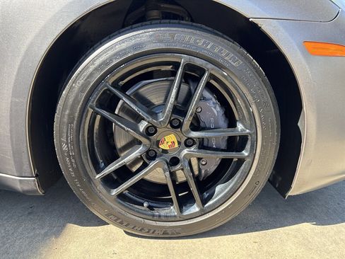 Used 2014 Porsche Panamera 4 AWD/4WD image 15