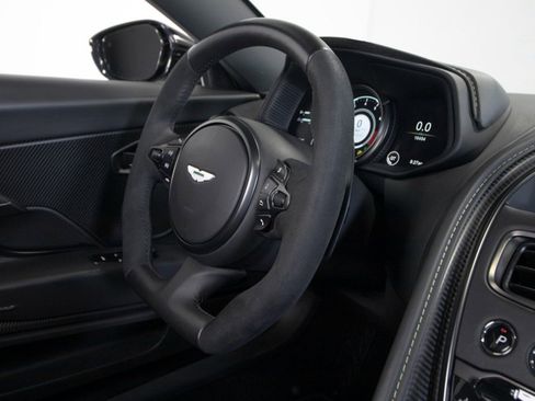 Used 2019 Aston Martin DB11 AMR image 51