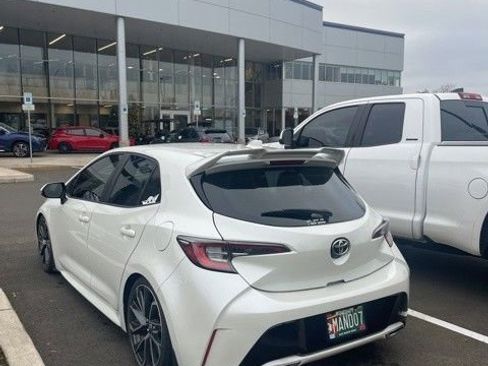 Used 2019 Toyota Corolla XSE image 17