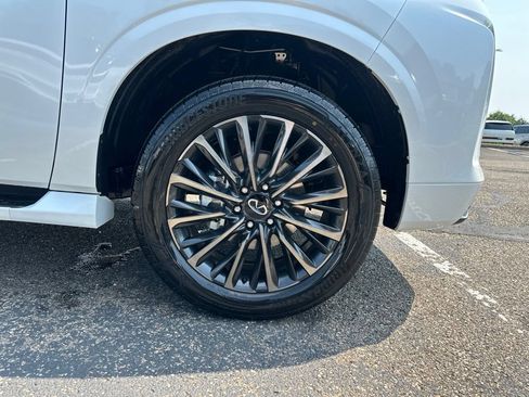 New 2027 INFINITI QX80 Autograph AWD/4WD image 9
