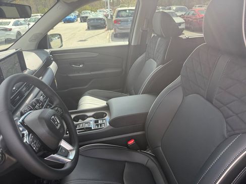 New 2026 Honda Pilot Elite image 30
