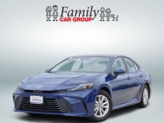 Used 2025 Toyota Camry LE video 1