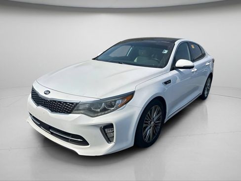 Used 2018 Kia Optima SX w/ Technology Package FWD image 13