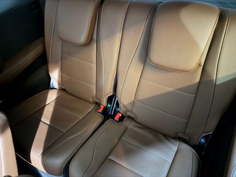 Used 2024 Mercedes-Benz GLS 450 4MATIC image 48