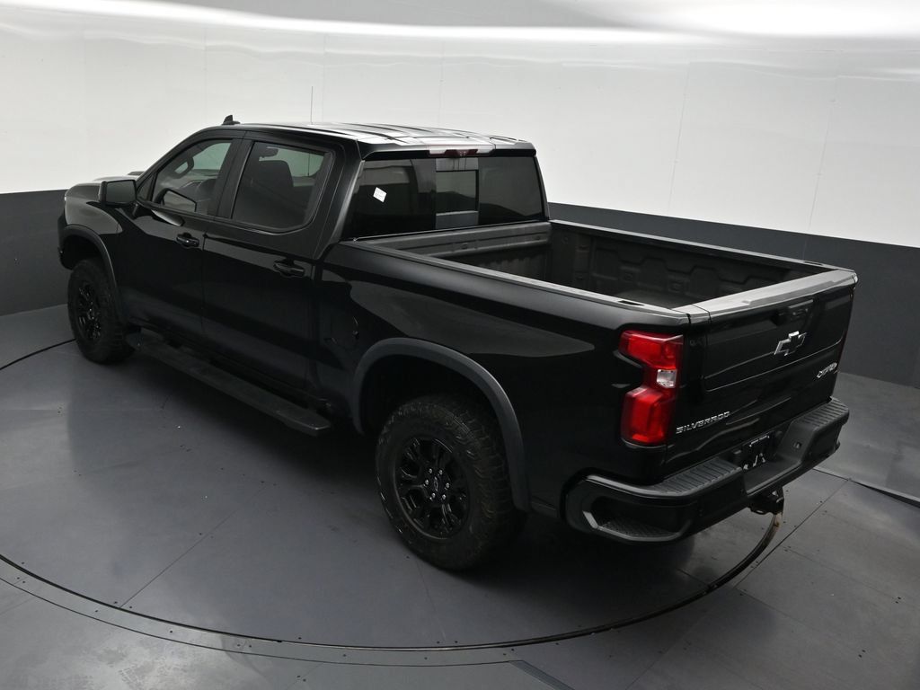 Used 2023 Chevrolet Silverado 1500 ZR2 w/ Technology Package AWD/4WD image 22