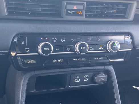 Certified 2024 Honda Pilot Touring image 26