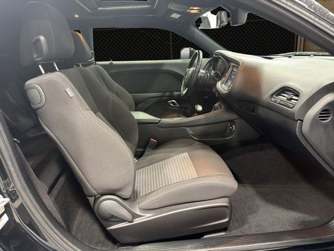 Used 2023 Dodge Challenger SXT w/ Blacktop Package image 15