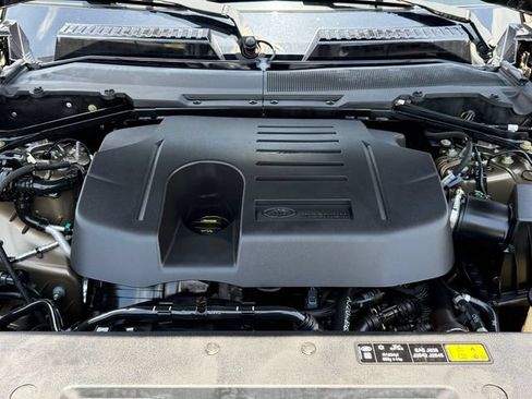 Used 2023 Land Rover Defender 110 X AWD/4WD image 18