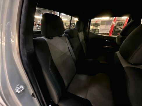 Used 2023 Toyota Tacoma TRD Sport w/ Technology Package image 16