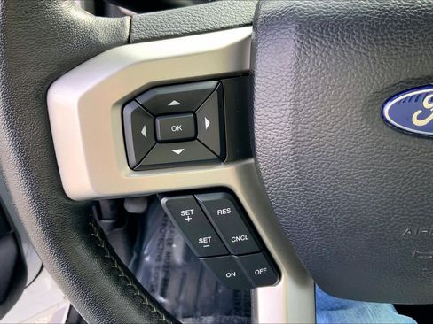 Used 2020 Ford F350 Lariat w/ Lariat Ultimate Package image 22